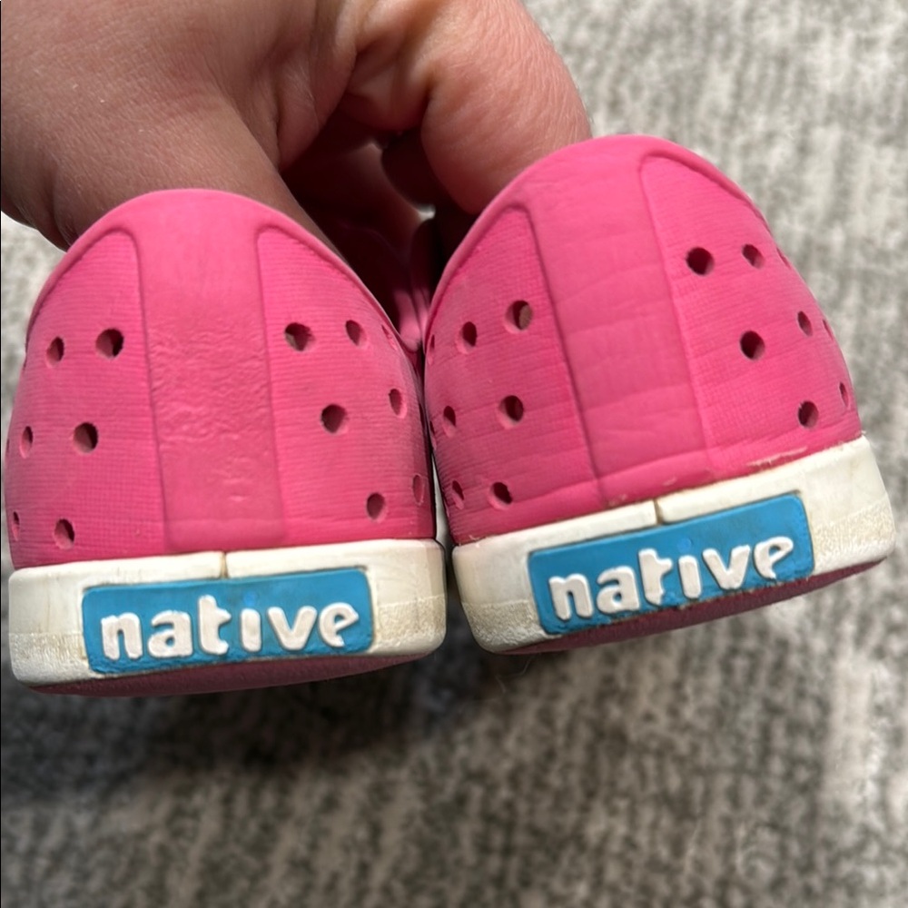 Native Kids Shoes - Pink and White - Picture 3 of 6